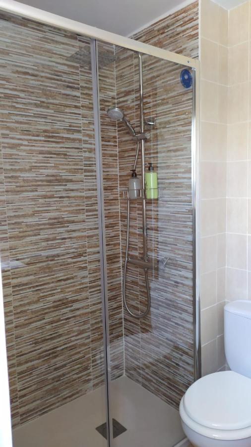 Magnolia, Habitacion Matrimonial Con Bano Uso Privado, En Casa Compartida Daire Palafrugell Dış mekan fotoğraf