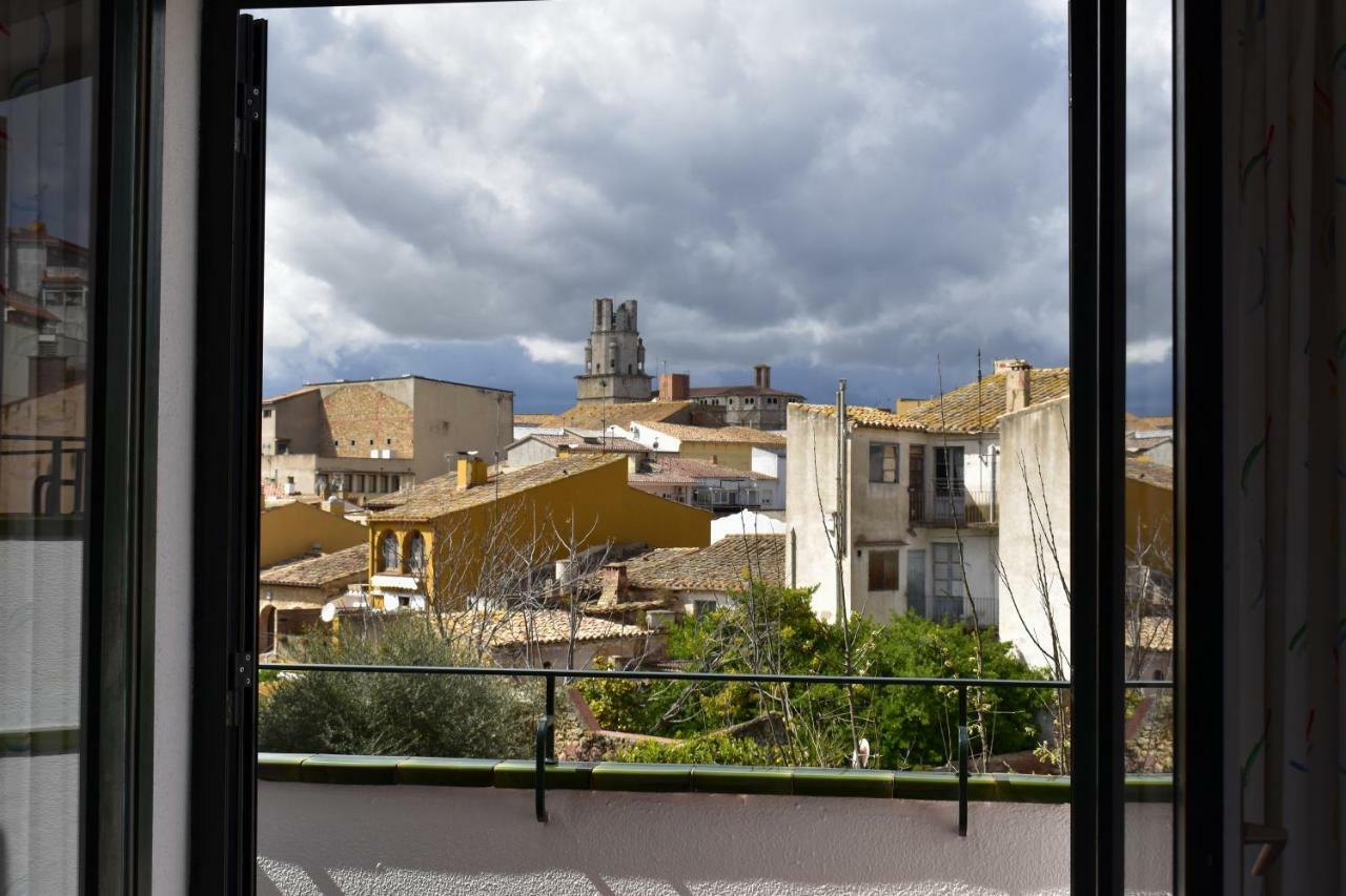 Magnolia, Habitacion Matrimonial Con Bano Uso Privado, En Casa Compartida Daire Palafrugell Dış mekan fotoğraf