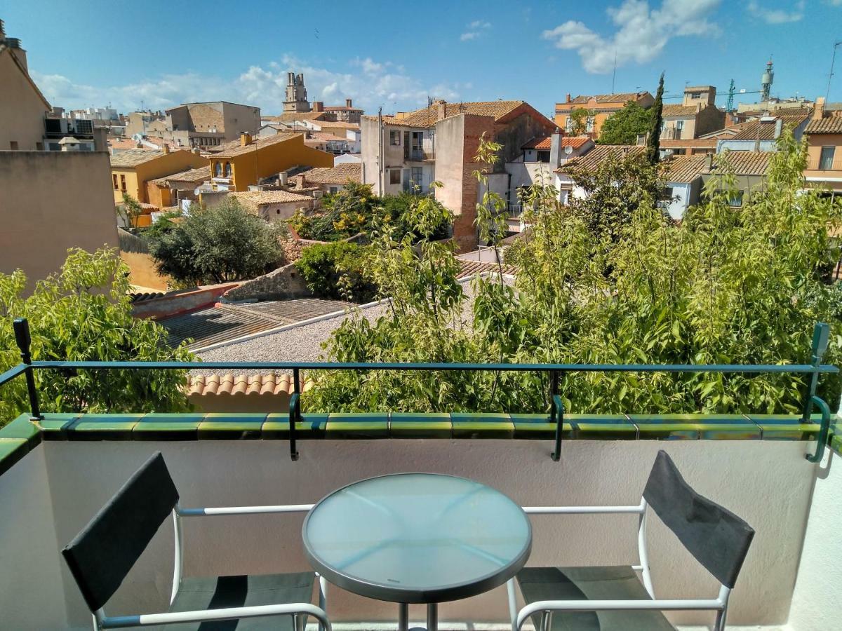 Magnolia, Habitacion Matrimonial Con Bano Uso Privado, En Casa Compartida Daire Palafrugell Dış mekan fotoğraf